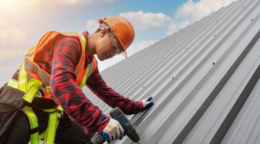 Owens Corning roofing contractor in Alvord, IA